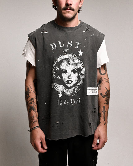 Dust Graphic T-Shirt