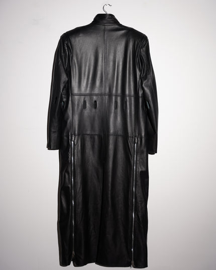 Look 17: Identity Crisis